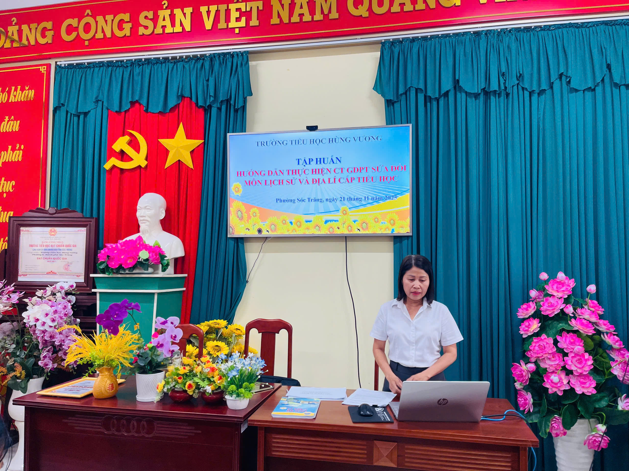 TẬP HUẤN HƯỚNG DẪN THỰC HIỆN CHƯƠNG TRÌNH GDPT SỬA